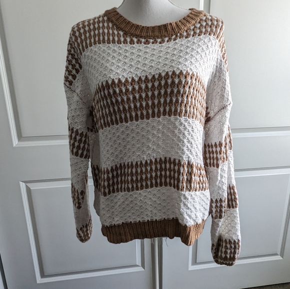 Sweaters - Tan and White Sweater